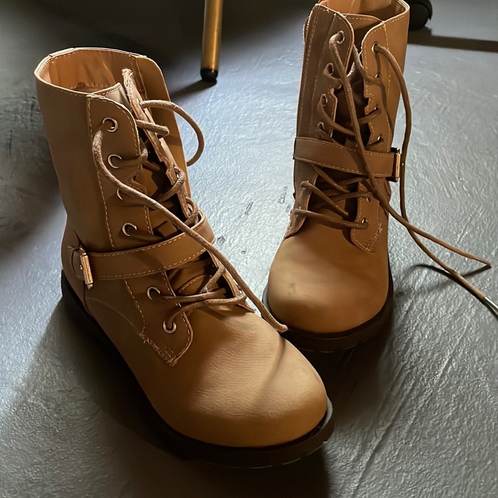 Childrens place boots